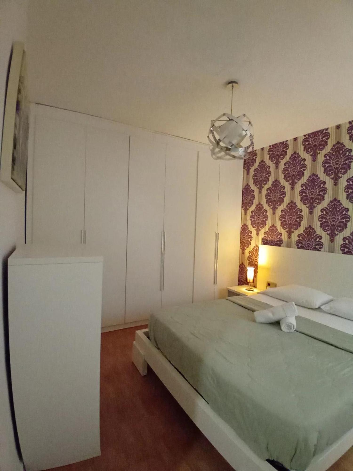 Amplio Apartamento Centro De 阿利坎特 外观 照片